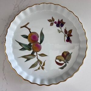 Royal Worcester Evesham Fluted Dish